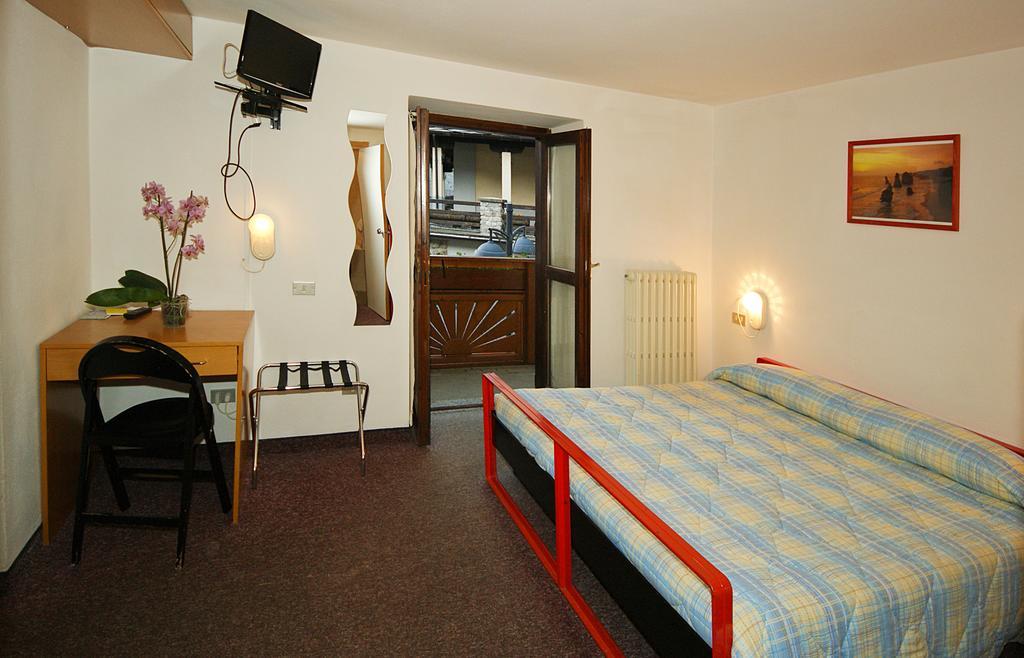 Hotel Rododendro Foppolo Pokój zdjęcie