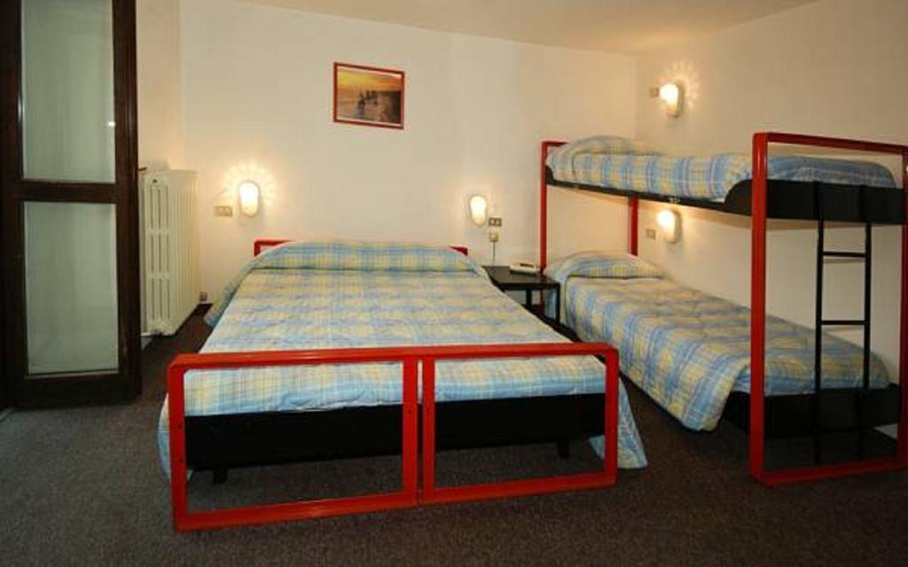 Hotel Rododendro Foppolo Pokój zdjęcie
